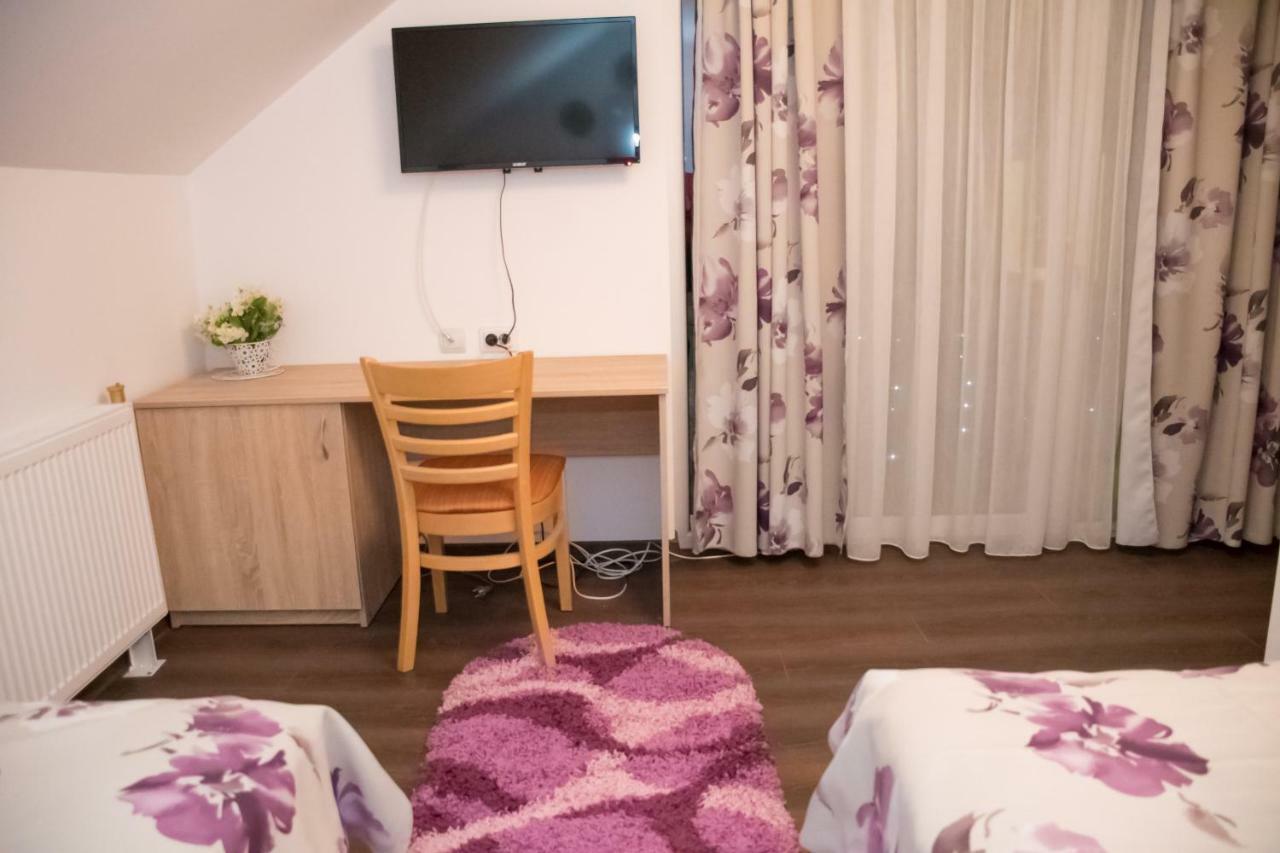 Vila Club Dioda Cicanesti Экстерьер фото